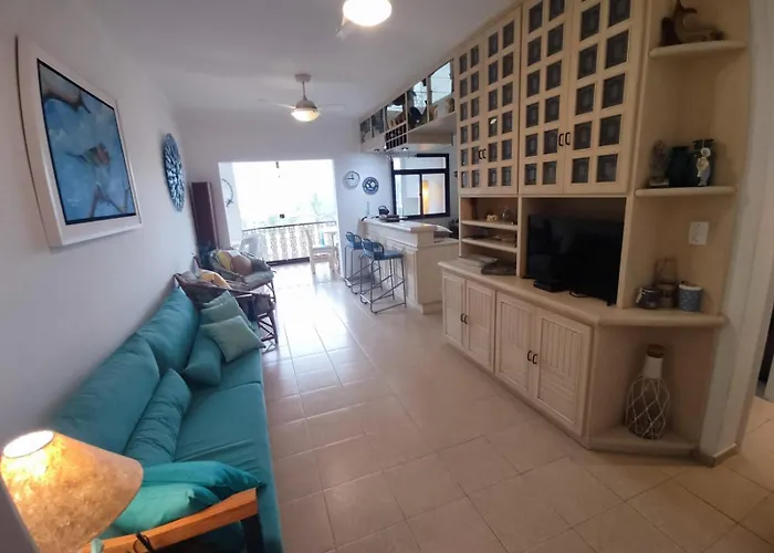 Apto 301 - Lindo, Espaçoso, 100m da Praia - Condomínio, piscina, churrasqueiras, quadras